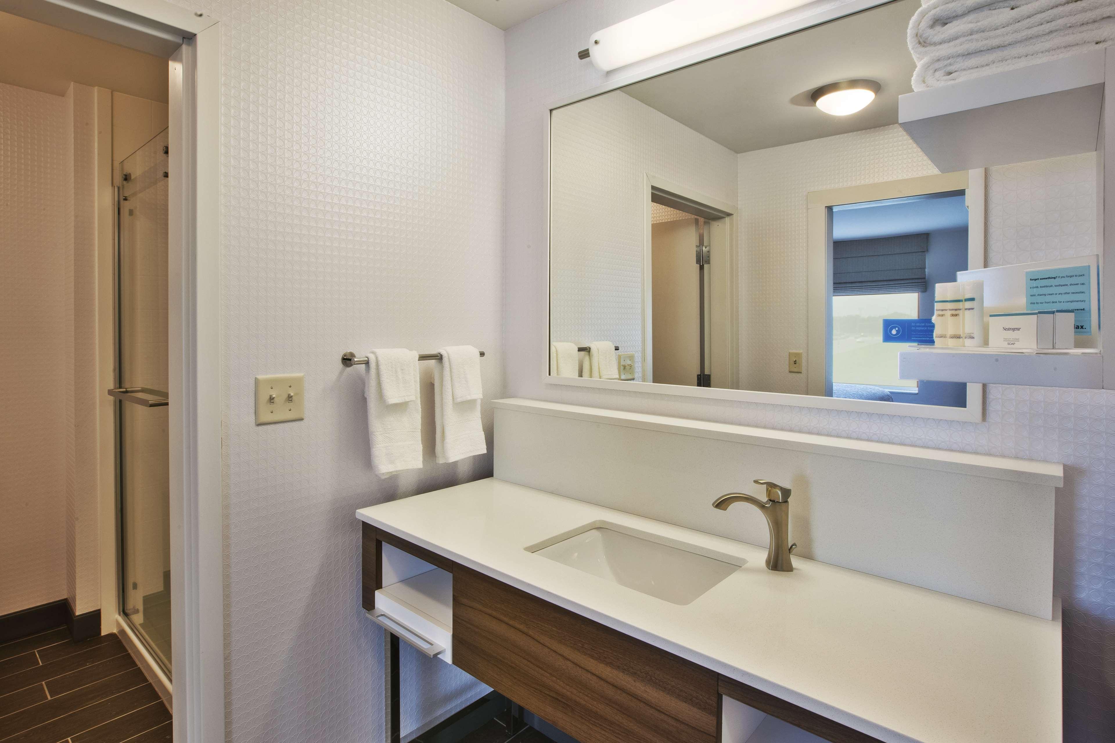 Hampton Inn & Suites By Hilton, Southwest Sioux Falls Bagian luar foto