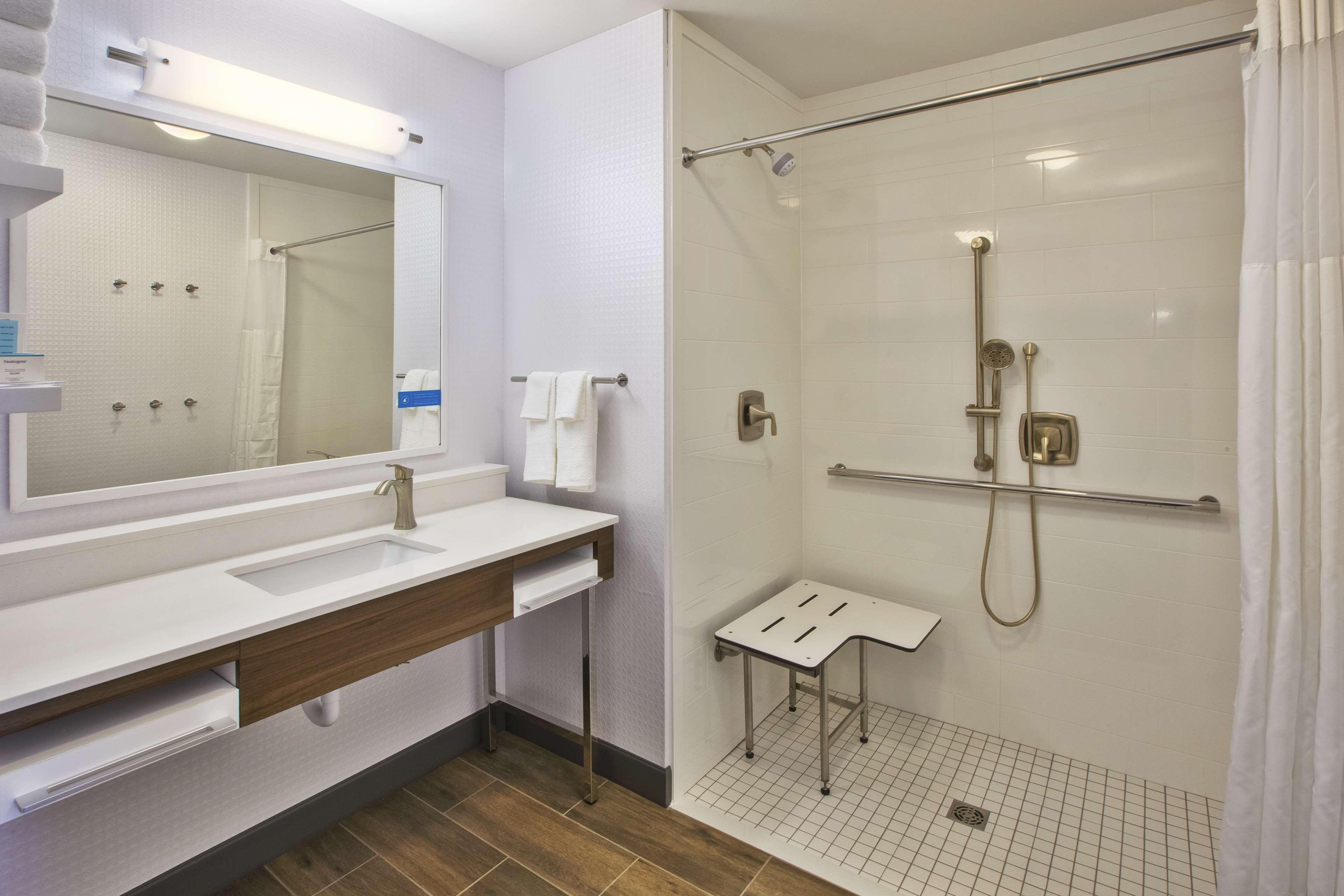 Hampton Inn & Suites By Hilton, Southwest Sioux Falls Bagian luar foto